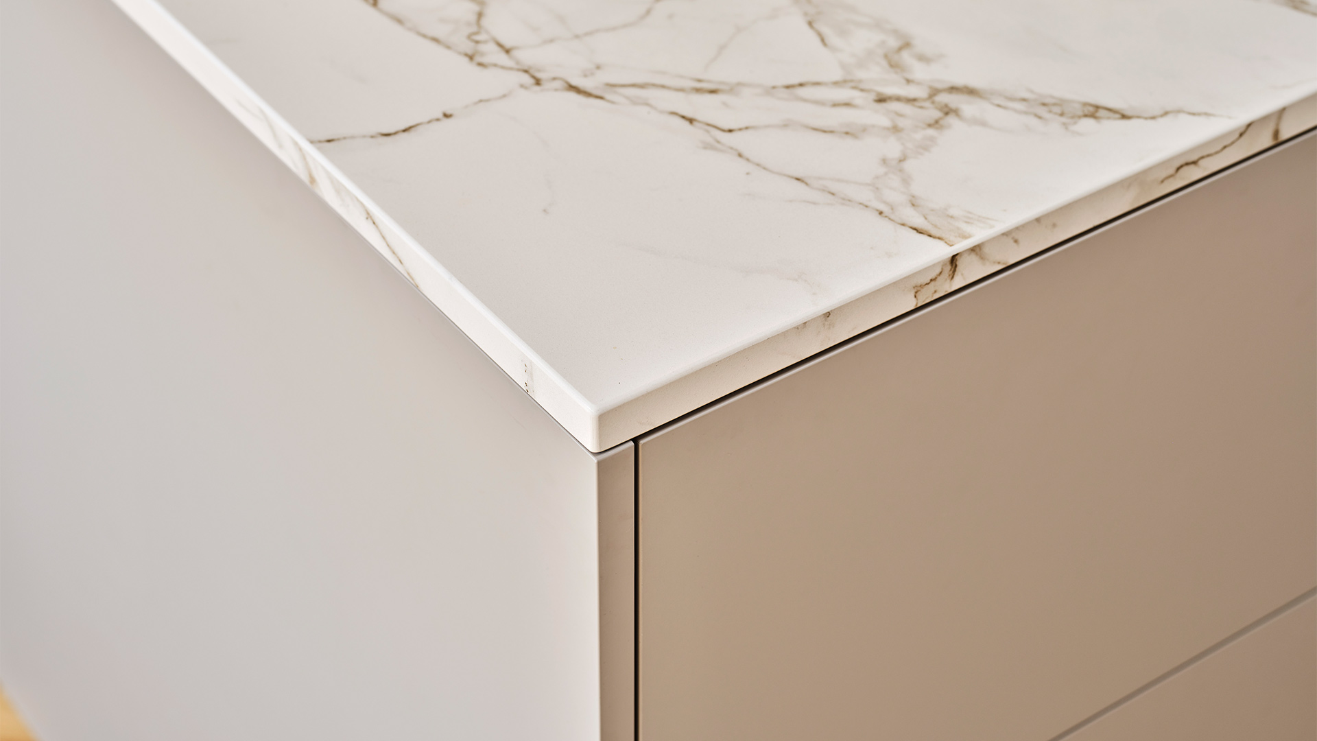 Velg riktig benkeplate på kjøkkenet