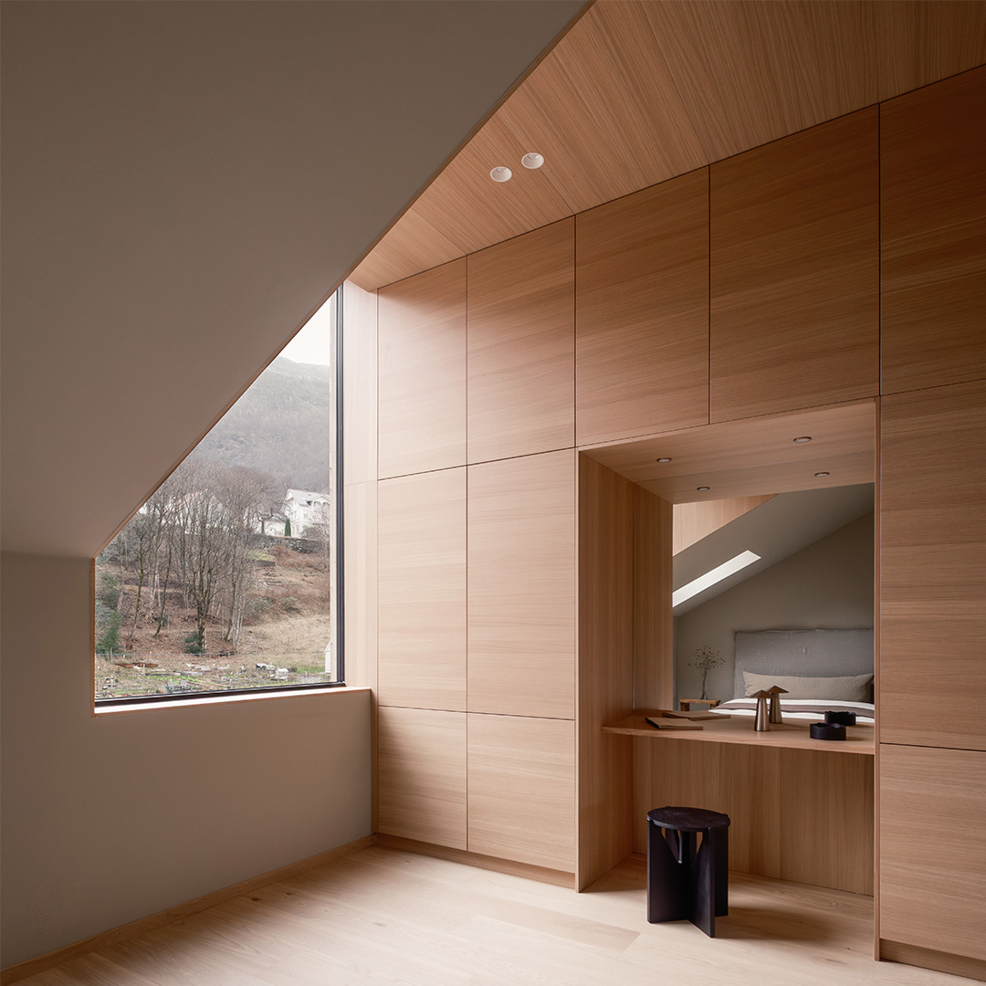 Garderobeskap fra Svane